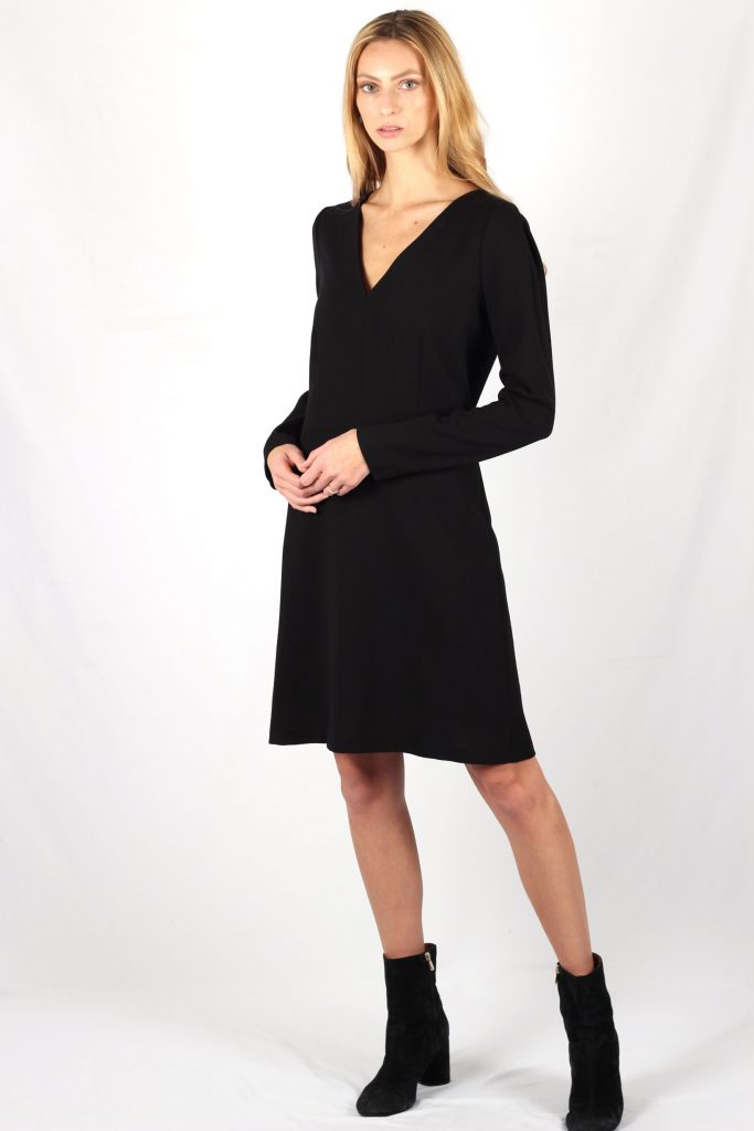 Robe noire cintrée en crêpe de laine Nahéma ATODE